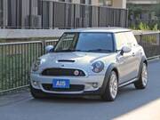 2010 BMW MINI