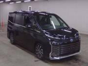 2022 TOYOTA VOXY