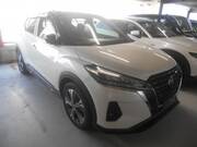 2021 NISSAN KICKS