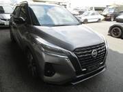 2020 NISSAN KICKS