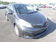 2013 TOYOTA VITZ