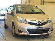 2011 TOYOTA VITZ F