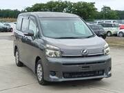 2010 TOYOTA VOXY X L EDITION