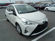 2017 TOYOTA VITZ