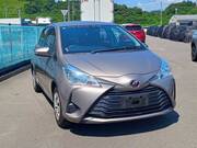 2019 TOYOTA VITZ F