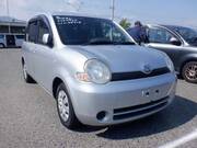 2004 TOYOTA SIENTA X