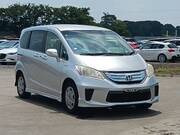 2014 HONDA FREED HYBRID