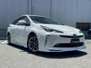 2019 TOYOTA PRIUS
