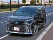2025 TOYOTA VOXY