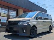 2014 TOYOTA VOXY