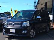 2014 TOYOTA VOXY