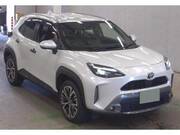 2022 TOYOTA YARIS CROSS