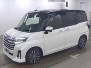 2022 TOYOTA ROOMY