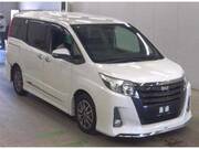 2016 TOYOTA NOAH