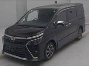 2020 TOYOTA VOXY