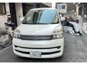 2005 TOYOTA VOXY X