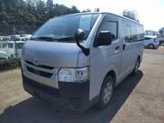 2020 TOYOTA HIACE VAN DX