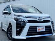 2018 TOYOTA VOXY