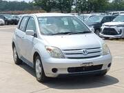 2004 TOYOTA IST F