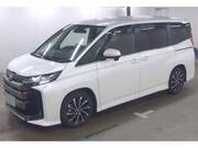2022 TOYOTA NOAH