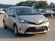 2015 TOYOTA VITZ F