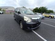 2011 TOYOTA NOAH X SMART EDITION