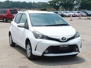 2016 TOYOTA VITZ F