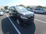 2019 TOYOTA VOXY X