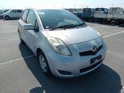 2008 TOYOTA VITZ F