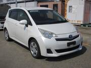 2013 TOYOTA RACTIS G