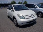 2005 TOYOTA IST