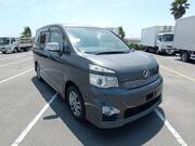 2012 TOYOTA VOXY ZS KIRAMEKI II