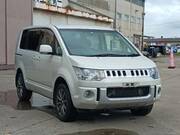 2014 MITSUBISHI DELICA D5