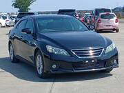 2010 TOYOTA MARK X