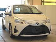 2017 TOYOTA VITZ F