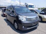 2011 TOYOTA NOAH X SMART EDITION