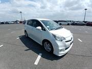 2012 TOYOTA RACTIS