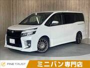 2014 TOYOTA VOXY