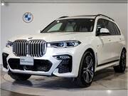 2022 BMW X7
