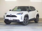 2022 TOYOTA YARIS CROSS