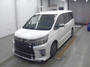 2016 TOYOTA VOXY
