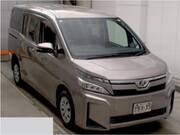 2018 TOYOTA VOXY