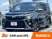 2019 TOYOTA VOXY