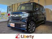 2017 HONDA N-BOX CUSTOM