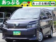 2017 TOYOTA VOXY