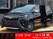 2018 TOYOTA VOXY