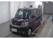 2016 HONDA N-BOX CUSTOM