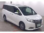 2016 TOYOTA ESQUIRE