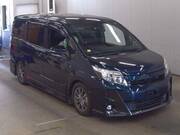 2017 TOYOTA NOAH