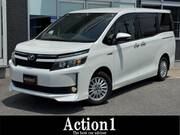 2014 TOYOTA VOXY